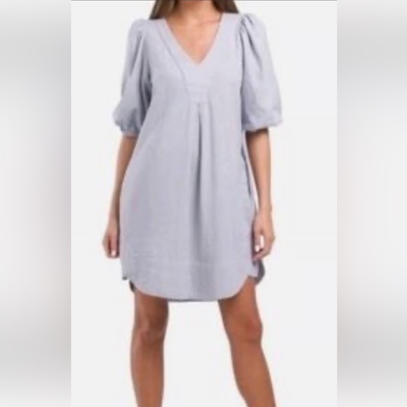 Cynthia Rowley Dresses & Skirts - Cynthia Rowley Light Blue Mini Dress with Puff Sleeves
